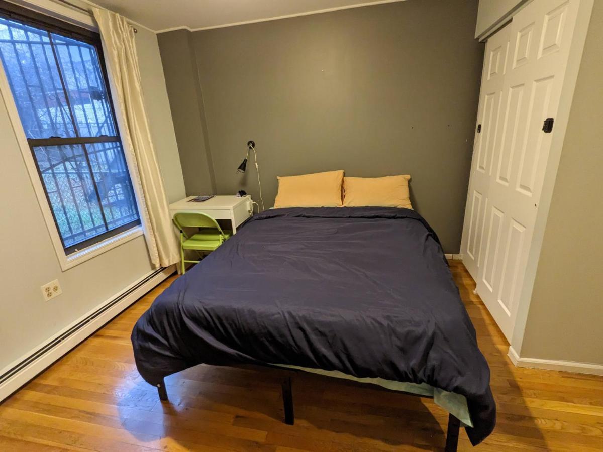 Homestay Large Triple Room In Williamsburg